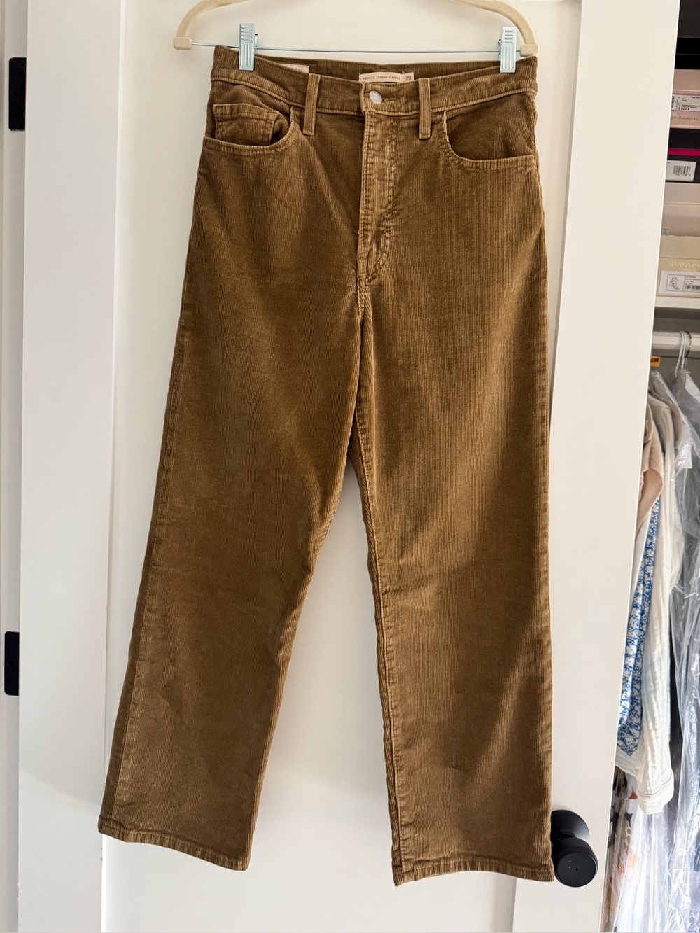 Levi’s Ribcage Straight Ankle Corduroy Brown Size 28